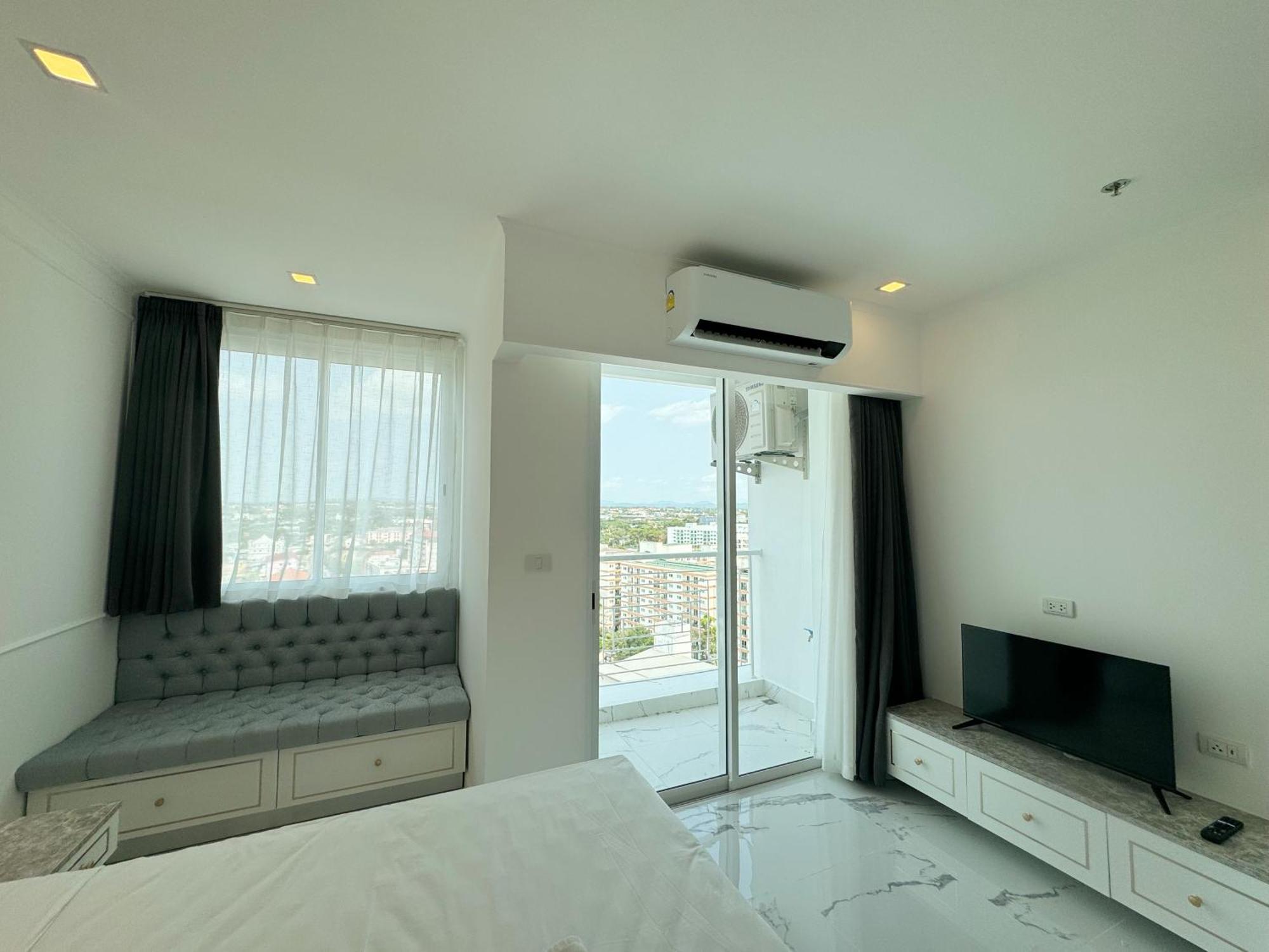 The Empire Chic Residence Jomtien & Yahaha Екстер'єр фото
