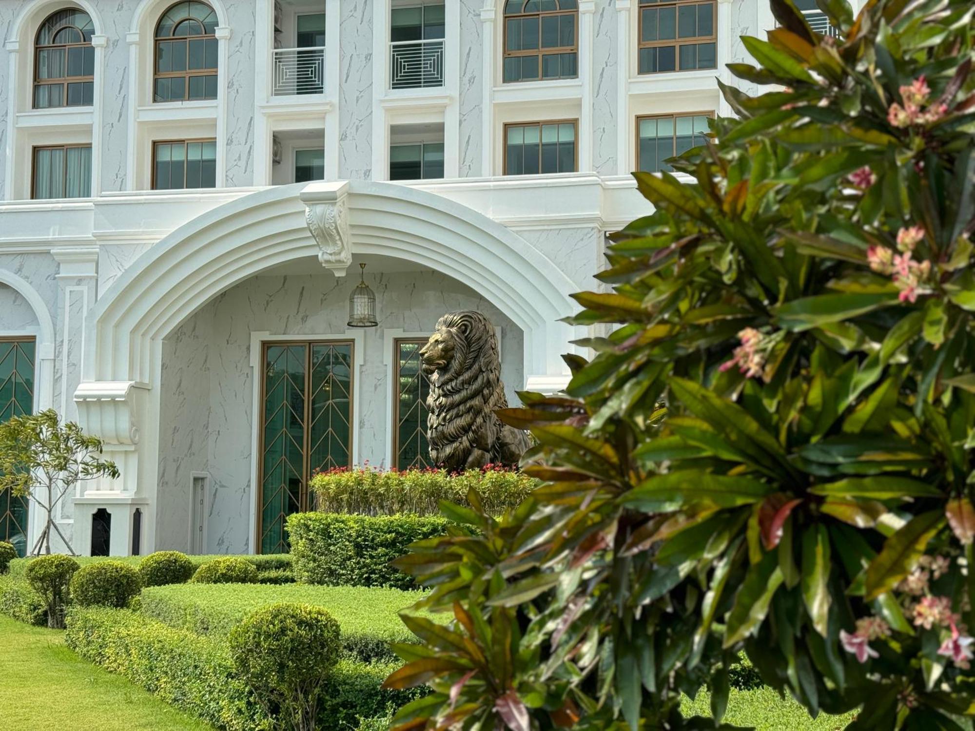 The Empire Chic Residence Jomtien & Yahaha Екстер'єр фото