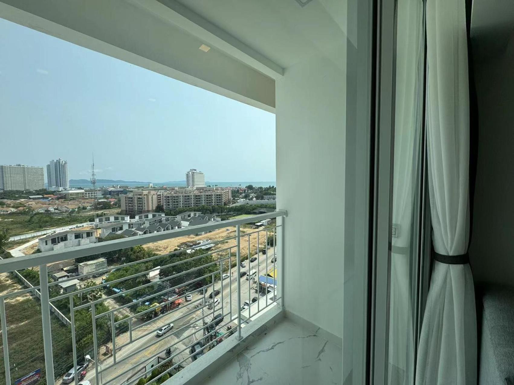 The Empire Chic Residence Jomtien & Yahaha Екстер'єр фото